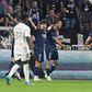 Com dois portugueses, PSG goleia em Lyon
