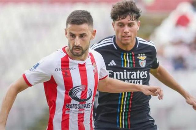 Leixões empata com Benfica B com golo para lá dos 90