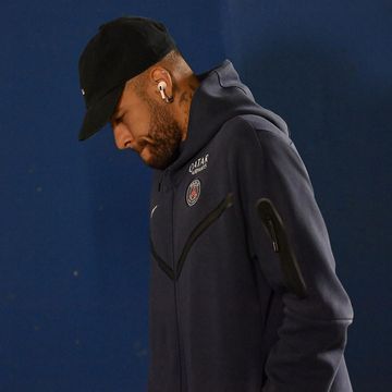 Transferência de Neymar para o PSG sob suspeita, ministério francês alvo de buscas