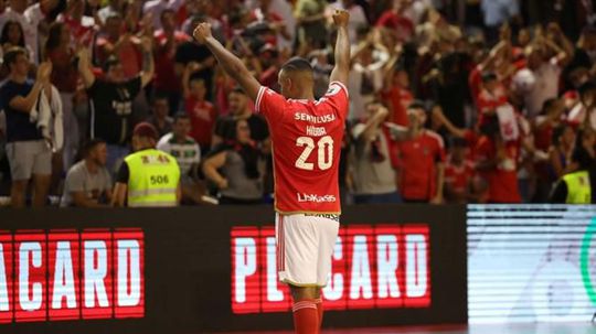 «Sou abençoado por vestir a camisola do Benfica»