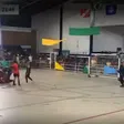 Guarda-redes brasileiro morre em plena quadra, após defender penálti
