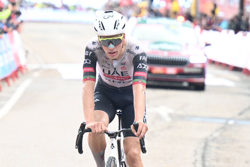 João Almeida em ação na Vuelta