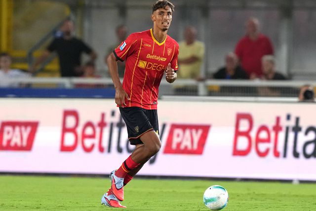 Tiago Gabriel, em ação pelo Lecce, diante do Milan