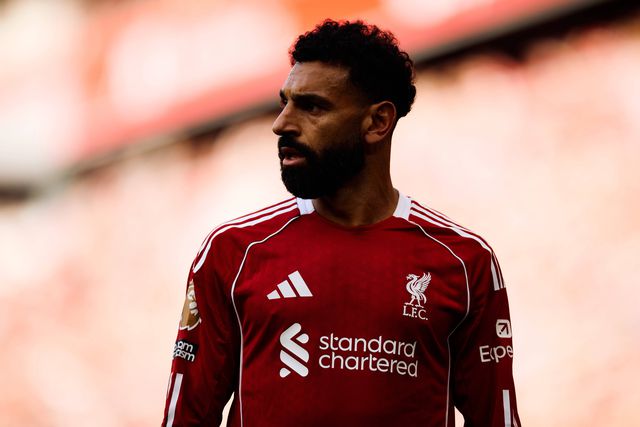 Salah insurge-se contra críticos de Luis Díaz e Darwin Núñez