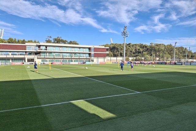 Seleção trabalha na Cidade do Futebol