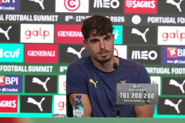 Pedro Neto: «Não sou ninguém para julgar Cristiano Ronaldo»