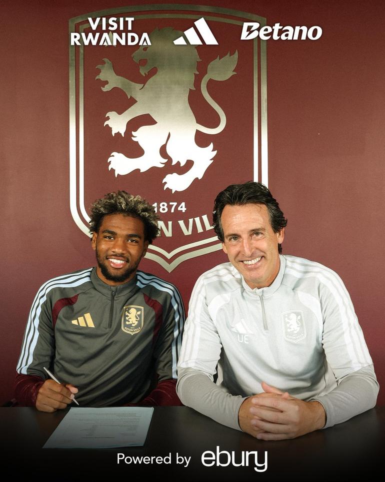 17 - Ibrahim Mbaye custou 55 milhões de euros ao Aston Villa vindo do PSG este verão - Foto: Imago