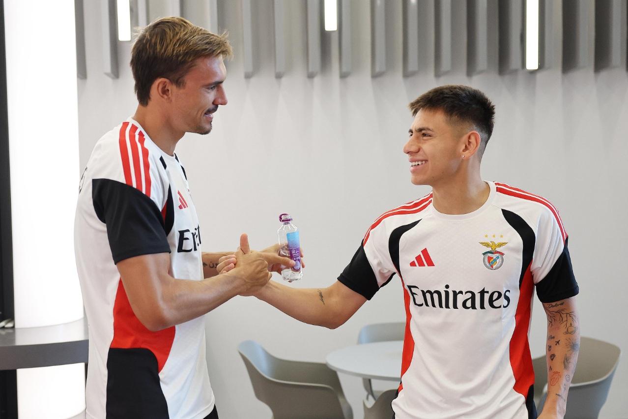 Echeverri e Palhinha, médios do Benfica (foto: SL Benfica)