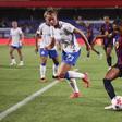 VÍDEO: jogadora mais cara do Barcelona insultada por acharem que era… Raphinha