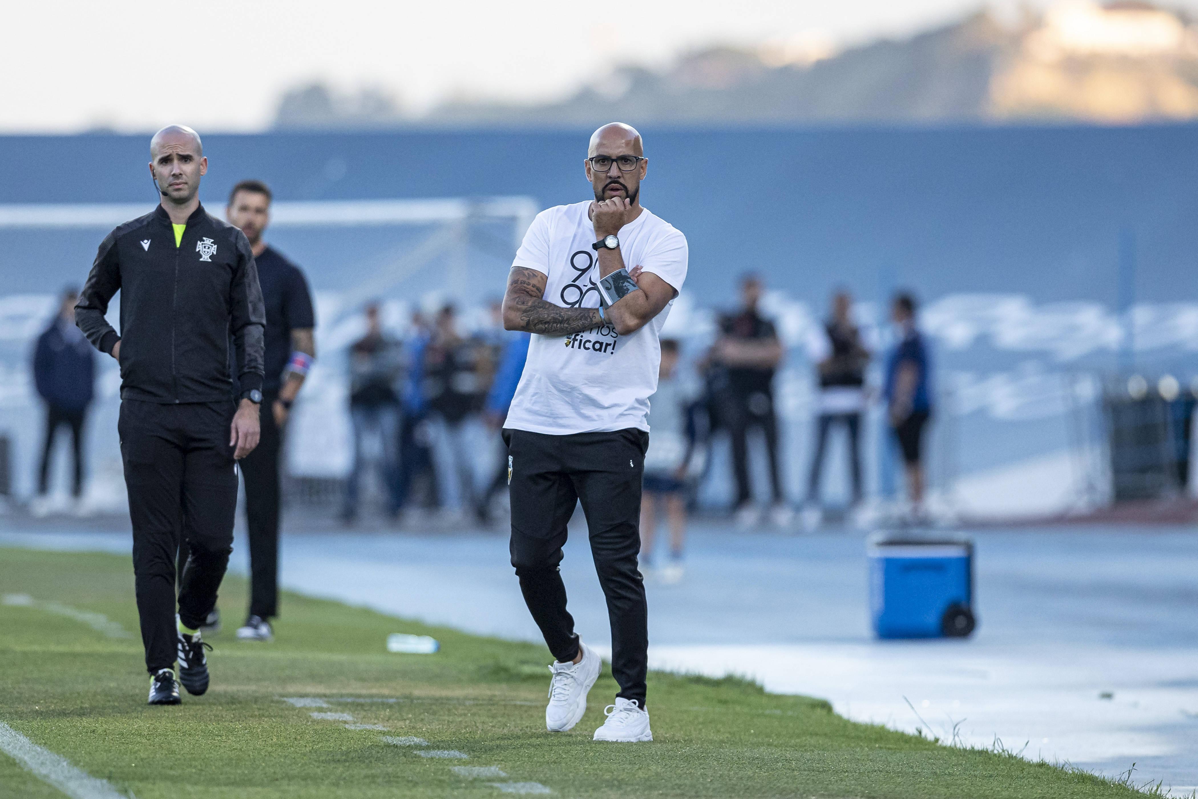 Farense, orientado por José Faria, pediu o adiamento do jogo com o Chaves, que estava marcado para este domingo