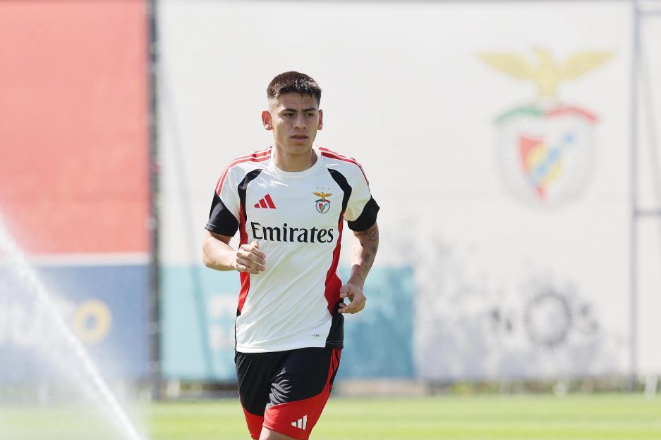 Echeverri, médio do Benfica (foto: SL Benfica)
