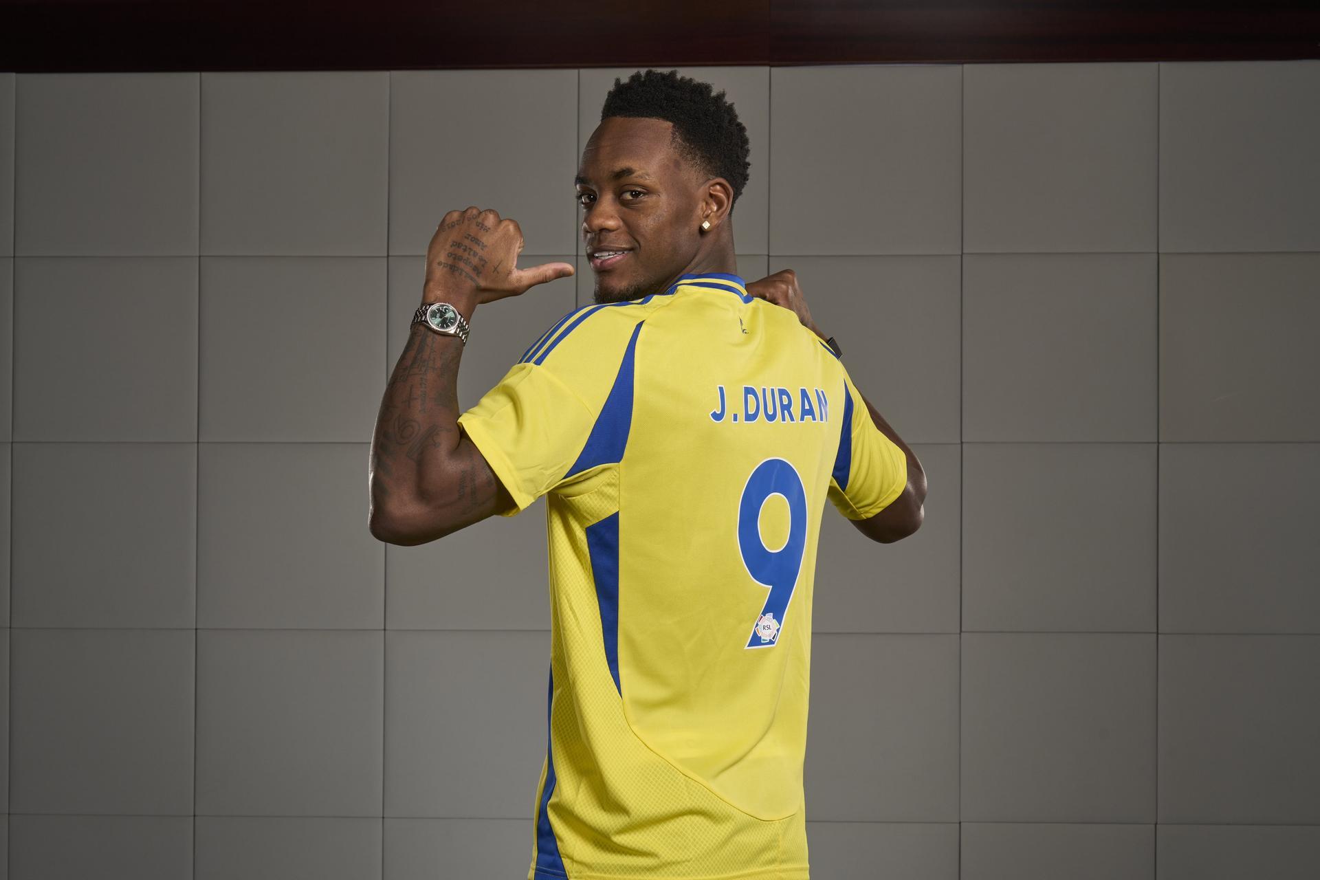7 - Jhon Durán, agora no Benfica, custou 77 milhões de euros ao Al Nassr vindo do Aston Villa - Foto: Imago