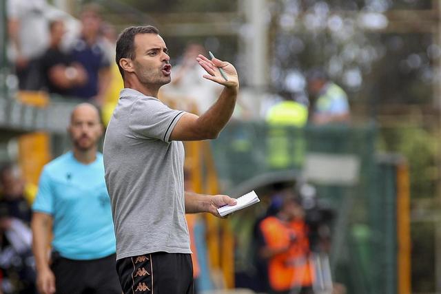 João Gião arrancou com um empate e uma vitória, mas perdeu os últimos dois jogos - Foto: Homem da Gouveia/LUSA