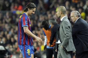 Ibrahimovic lembra aviso de Guardiola no Barcelona: «O que fiz? Claro que levei o meu Ferrari»