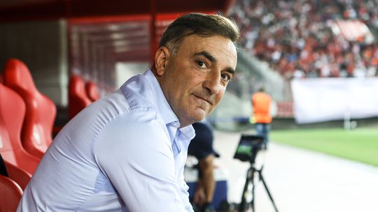 Carlos Carvalhal: «Não vou pedir a ninguém para faltar ao trabalho»