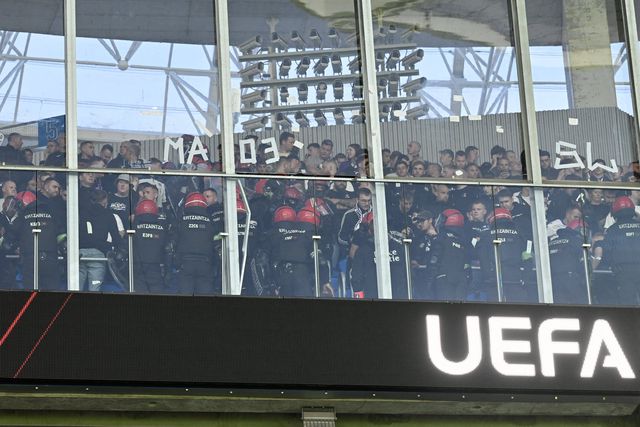 Cinco ultras do Anderlecht detidos por desacatos nas bancadas