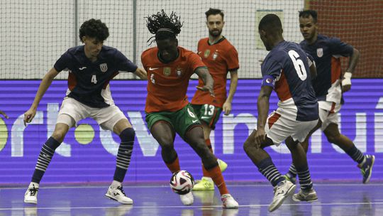 FIFA vai pedir inclusão de futsal e futebol de praia nos Jogos Olímpicos