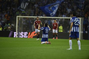 VÍDEO: Pepê reduz e relança FC Porto no jogo