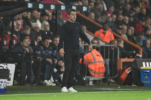 Marco Silva traído por 15 minutos de pesadelo