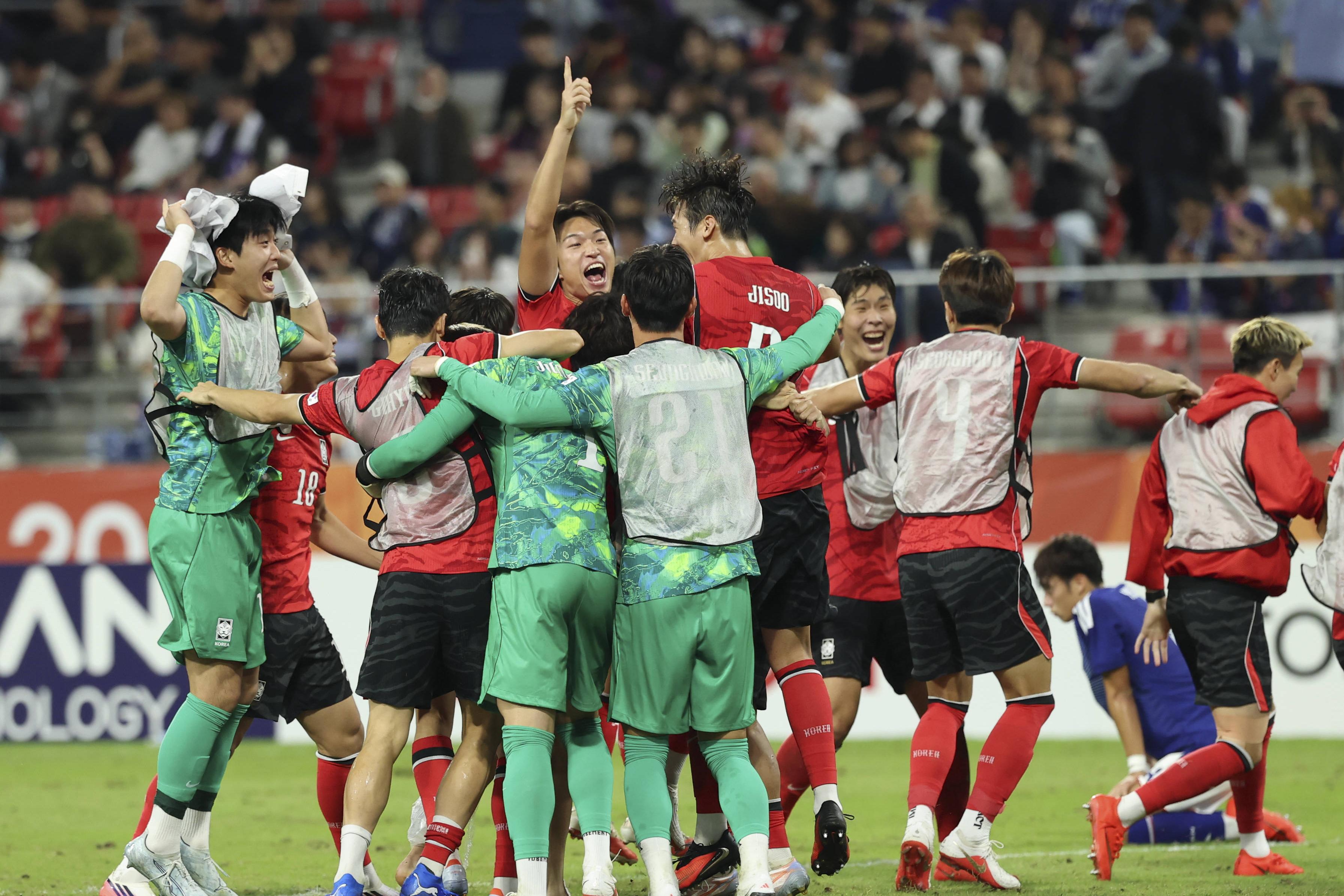 Festejos da Coreia do Sul após o apito final - Foto: Imago