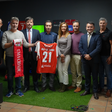 António Salvador, presidente do SC Braga, está no Canadá a celebrar os 40 anos do Arsenal do Minho — Foto: SC Braga