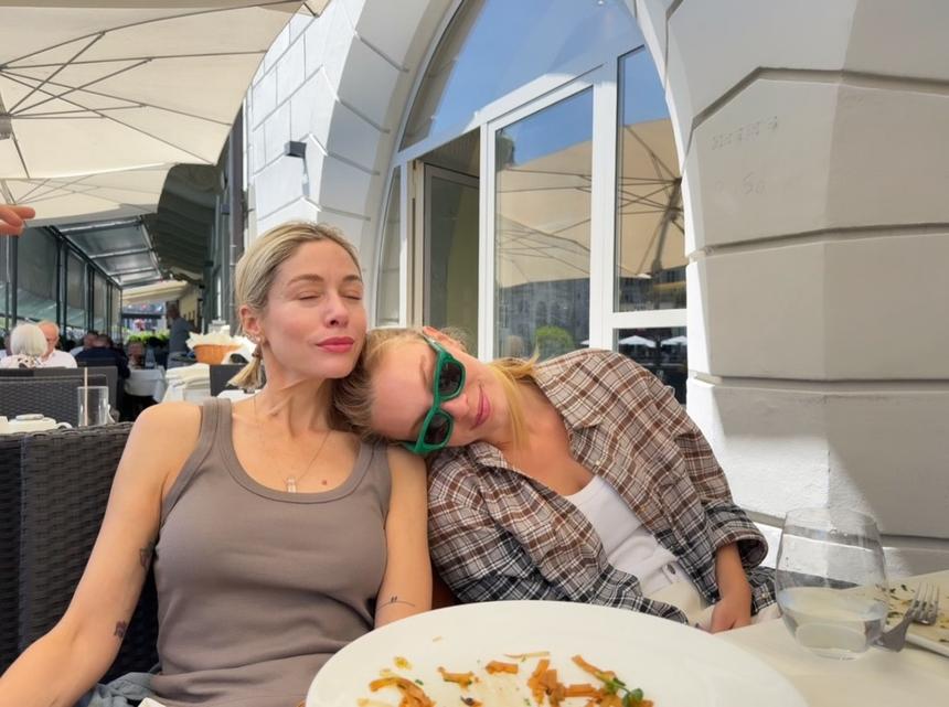 Sarah Felberbaum/Instagram