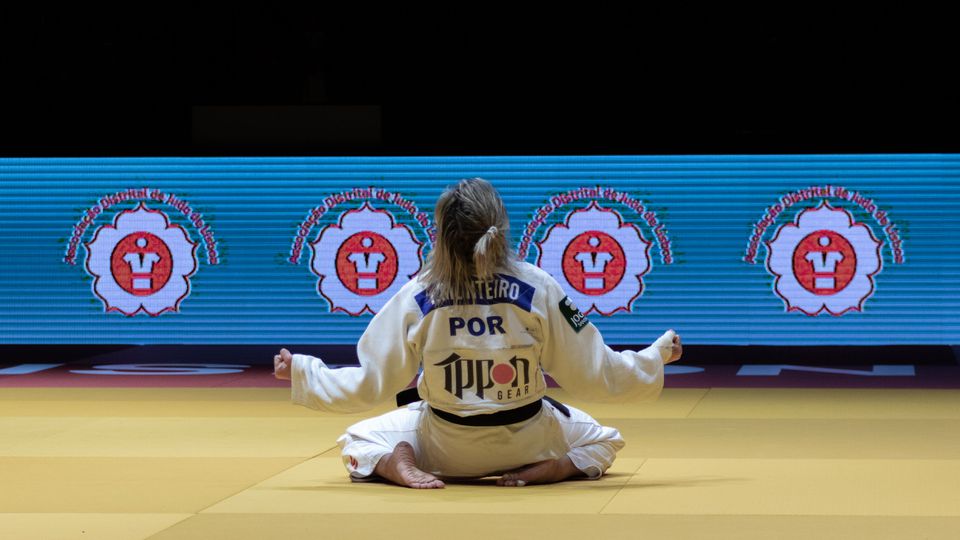 Europeu: Telma Monteiro para a história