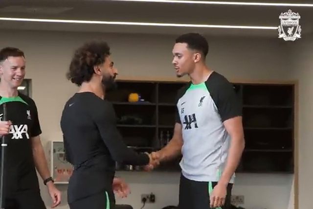 Gostava de cumprimentar Salah? Pense duas vezes