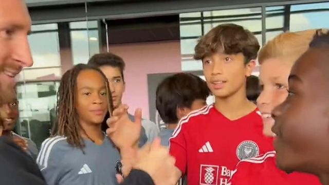 Messi levou a Bola de Ouro à academia do Inter Miami