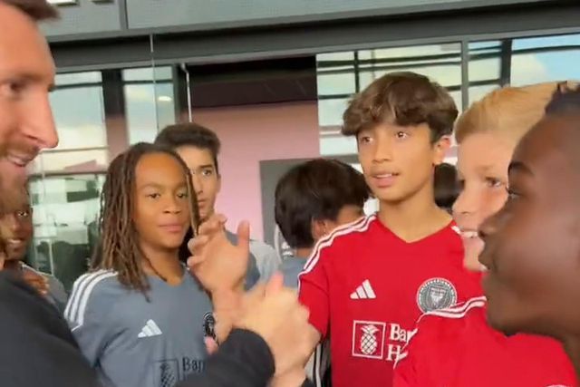 Messi levou a Bola de Ouro à academia do Inter Miami