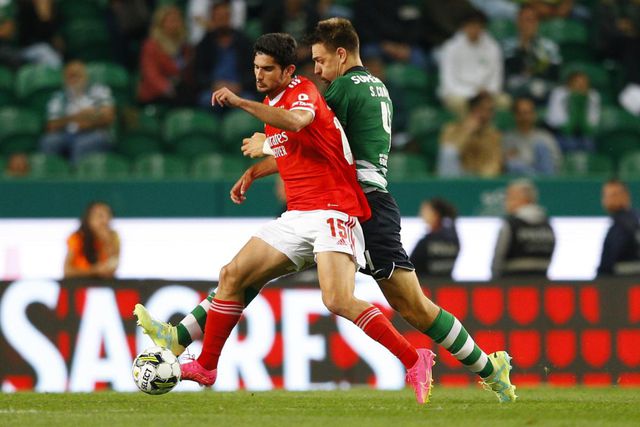Bilhetes para o Benfica-Sporting à venda segunda-feira