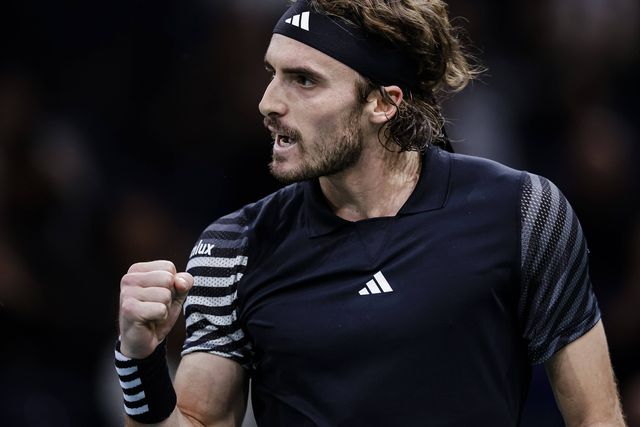 Dimitrov e Tsitsipas vencem e estão nas 'meias' em Paris