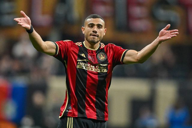 Uma cotovelada na cara fez glória do Sporting contratá-lo e agora superou Messi