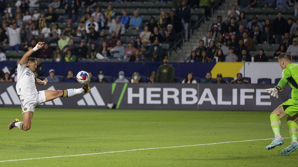 Chicharito Hernández deixa o LA Galaxy