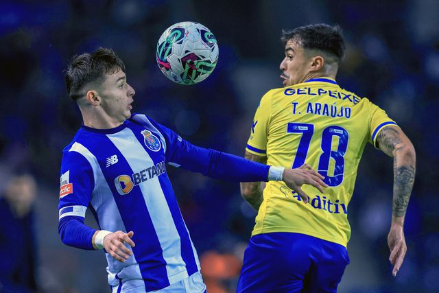 Destaques do FC Porto: Francisco levantou a ventania, Varela trouxe visão parcial