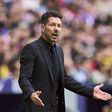 Simeone dá 'bicada' ao Real Madrid: «Não sei qual é a surpresa...»