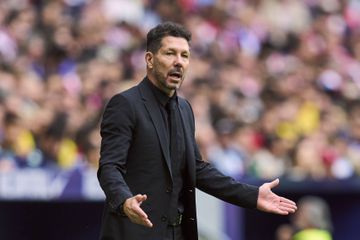 Simeone dá 'bicada' ao Real Madrid: «Não sei qual é a surpresa...»