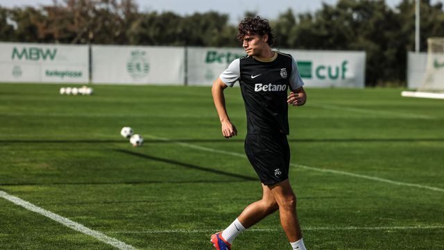 «Quaresma será sempre fiável num sistema a 3, neste modelo é diferente o à-vontade»