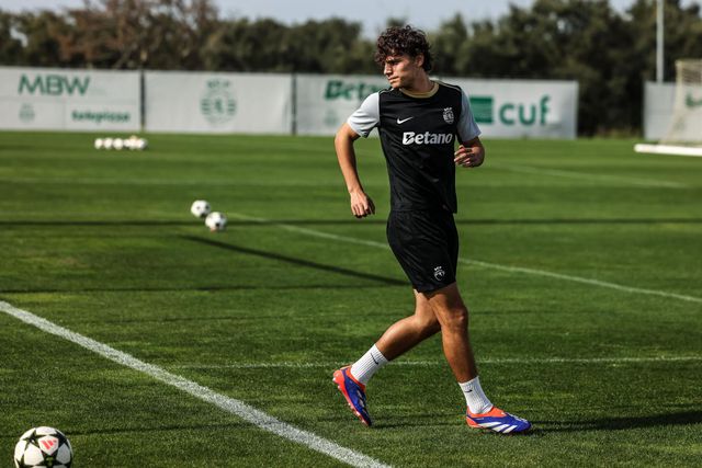 «Quaresma será sempre fiável num sistema a 3, neste modelo é diferente o à-vontade»