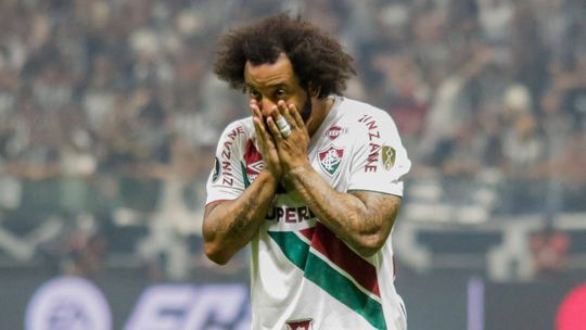 Marcelo deixa mensagem enigmática após rescisão com o Fluminense