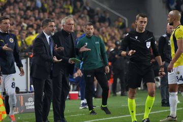 Mourinho e ainda as arbitragens: «As situações engraçadas não param»