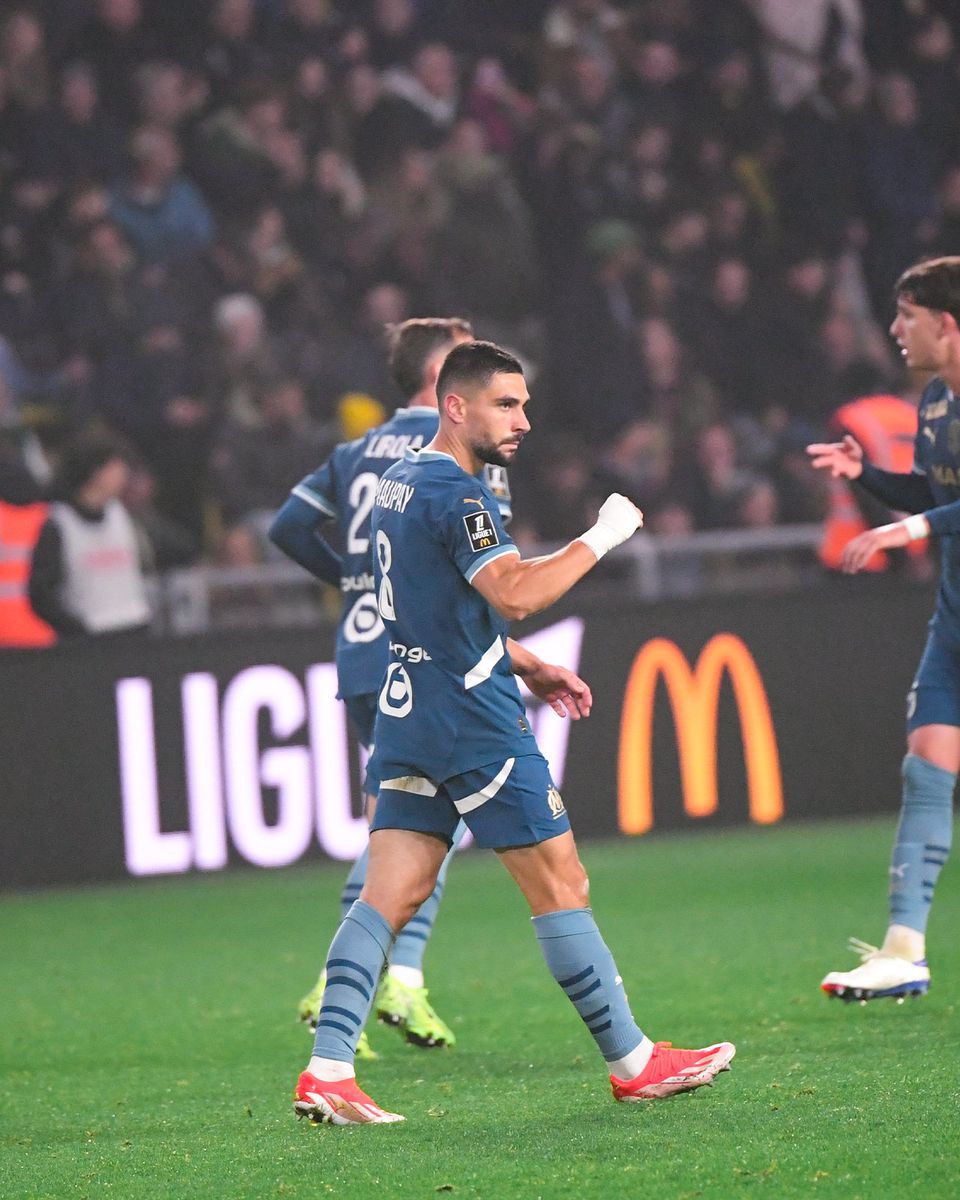 Marselha bate Nantes e chega ao segundo lugar da Ligue 1