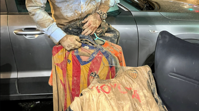 Adepto salva relíquia que mete Futre e Madjer na história após tragédia de Valência