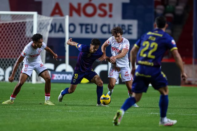 Unionistas deram a volta aos flavienses e vão dormir no 2.º lugar da Liga 2 - Foto: UD Leiria