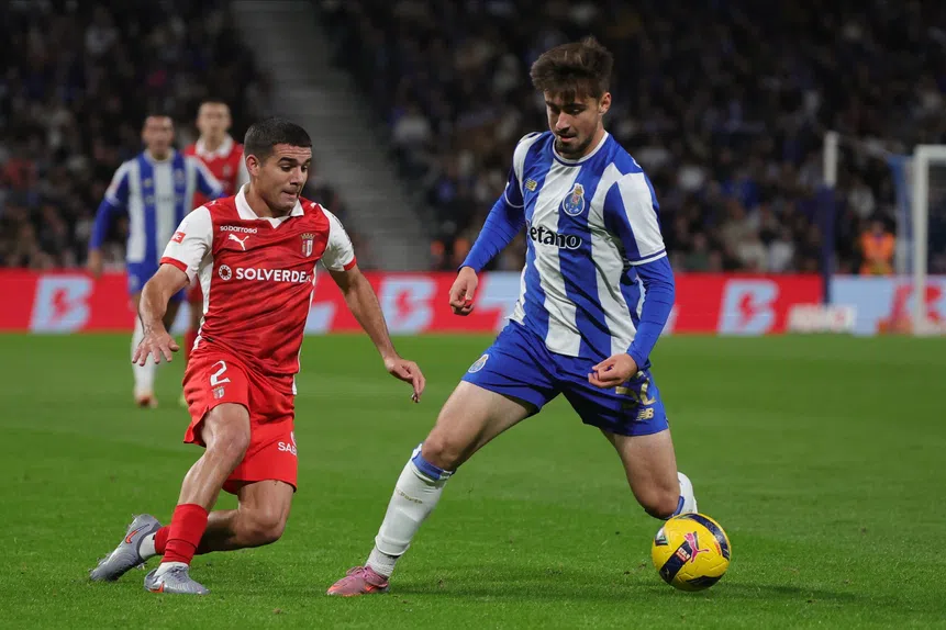 Dragão indigesto? Víctor voa e marca!