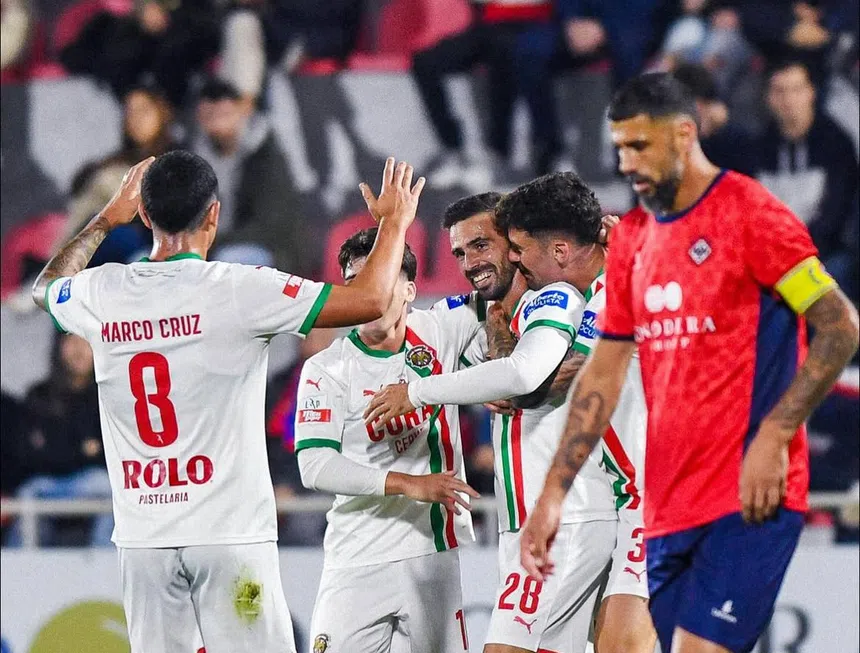 Marítimo ressuscita! Oliveirense esmagada sem dó