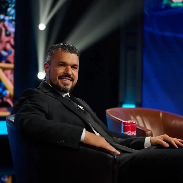 Bojinov ajoelha! Perdão ao reino do leão