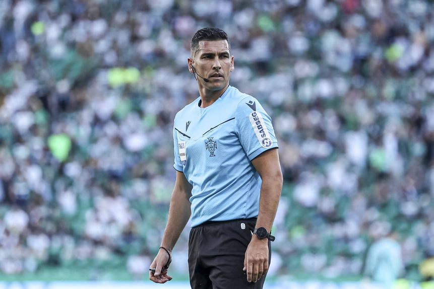 O árbitro Fábio Veríssimo - Foto: IMAGO