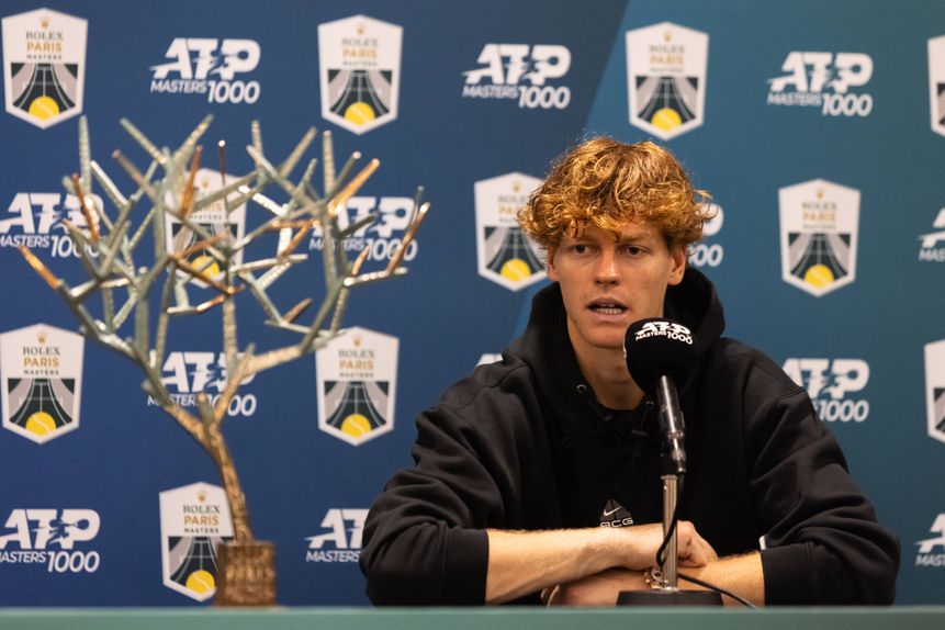 Jannik Sinner, 1.º no ranking ATP, após a vitória no Masters de Paris