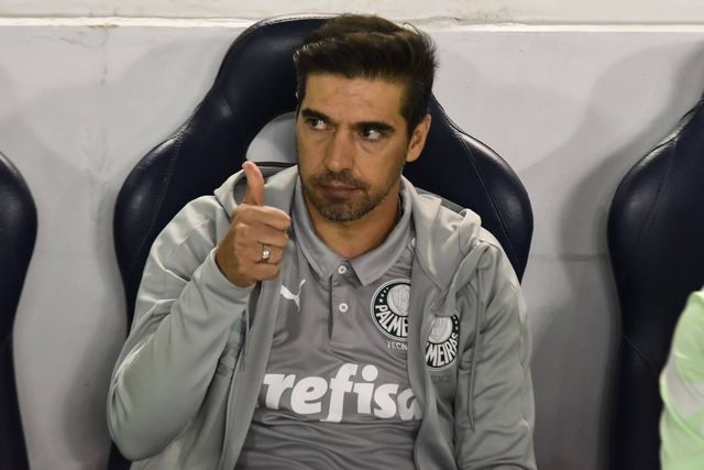 Palmeiras tem uma mão no título de campeão e Botafogo está fora da corrida